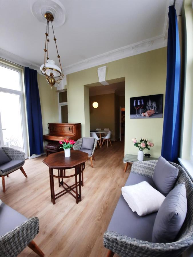 Logierhaus Am Meer Wangerooge Exteriör bild